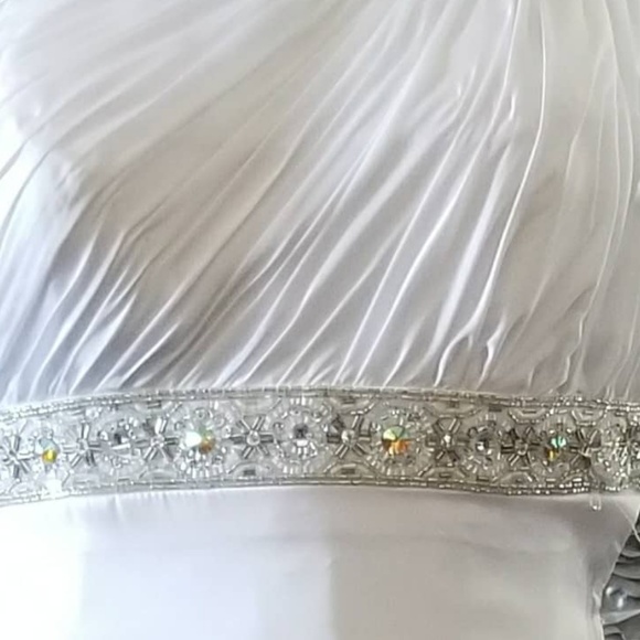 Formal Gown - Picture 2 of 3